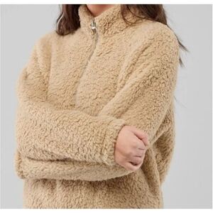 Hollister Woman's Half Zip Sherpa Pullover